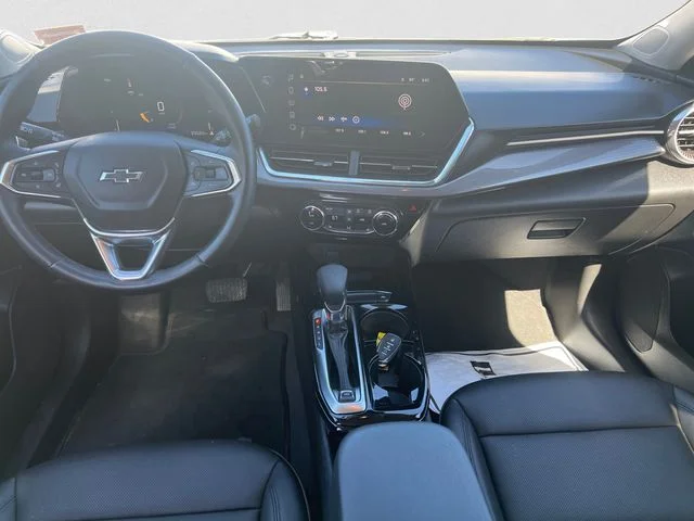 Used 2024 Black Metallic Chevrolet Activ image 10