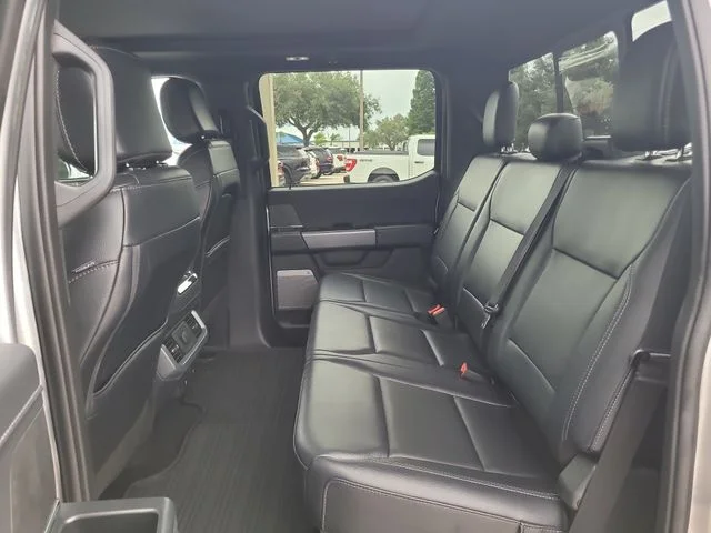 Used 2025 Silver Ford XLT image 13