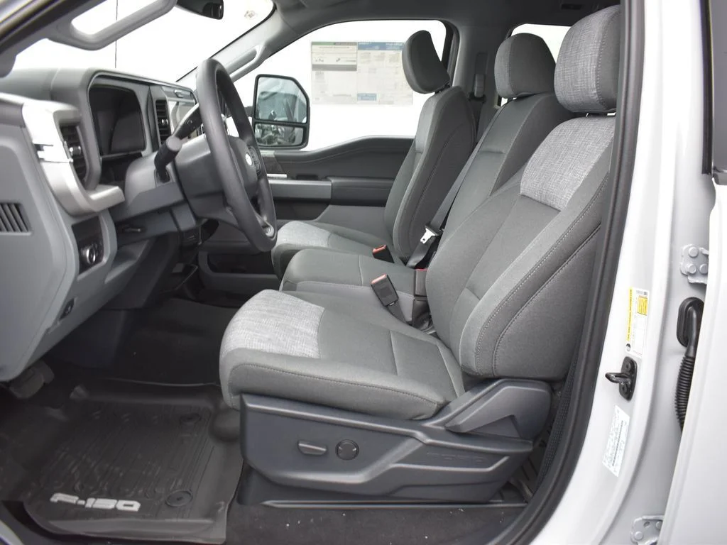 New 2026 White Ford XLT image 15
