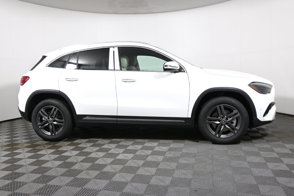 Used 2026 Polar White Mercedes-Benz GLA 250 image 8