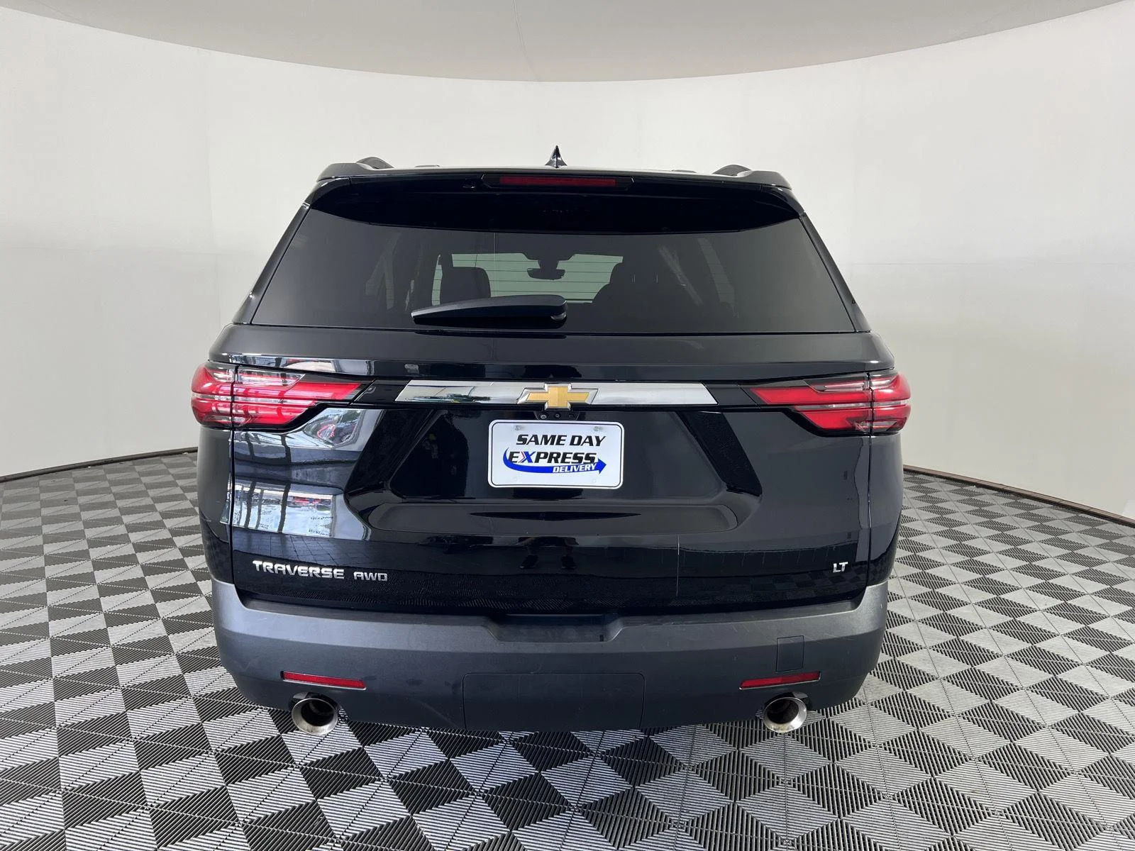 Used 2023 Mosaic Black Metallic Chevrolet LT Cloth image 28