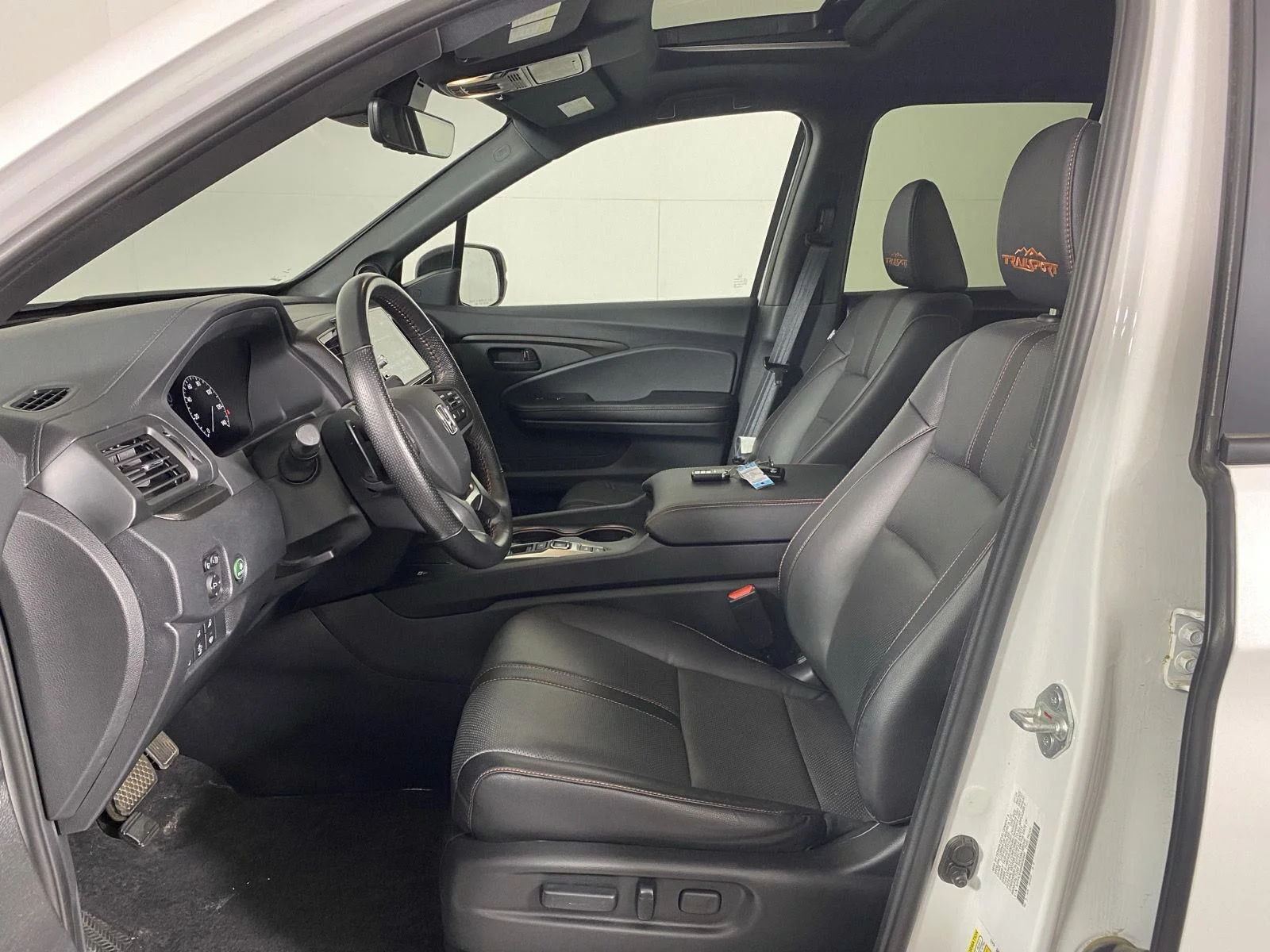 Used 2024 Platinum White Pearl Honda TrailSport image 11