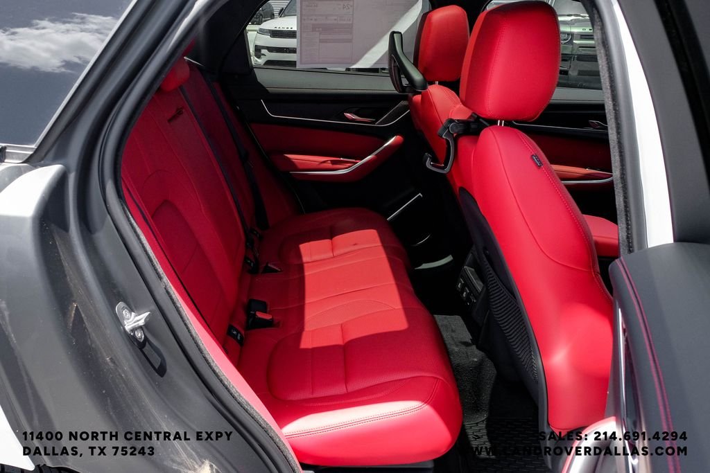2026 Jaguar F-Pace R-Dynamic S - Photo 39