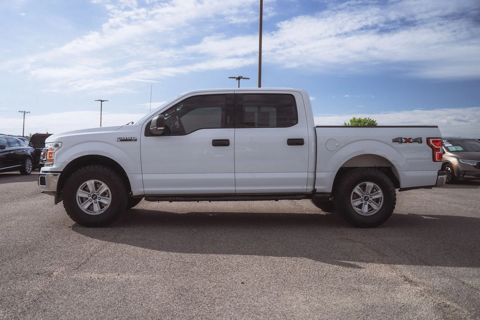 Used 2020 White Ford XLT image 3