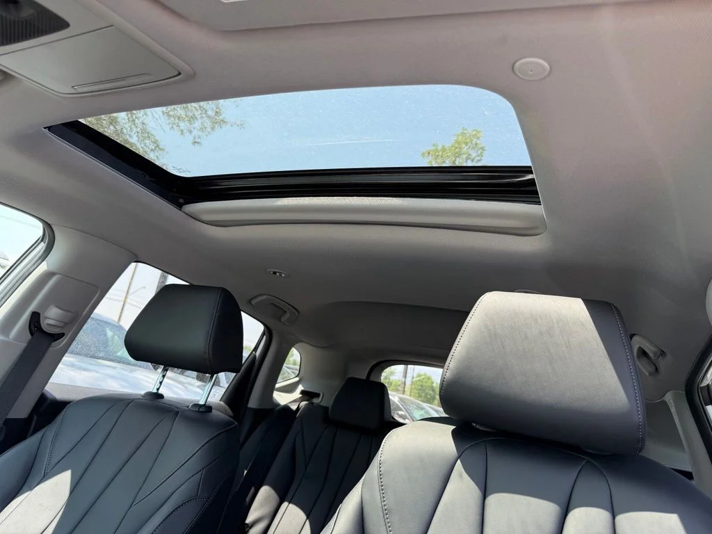 New 2026 Platinum White Pearl Acura Base image 23