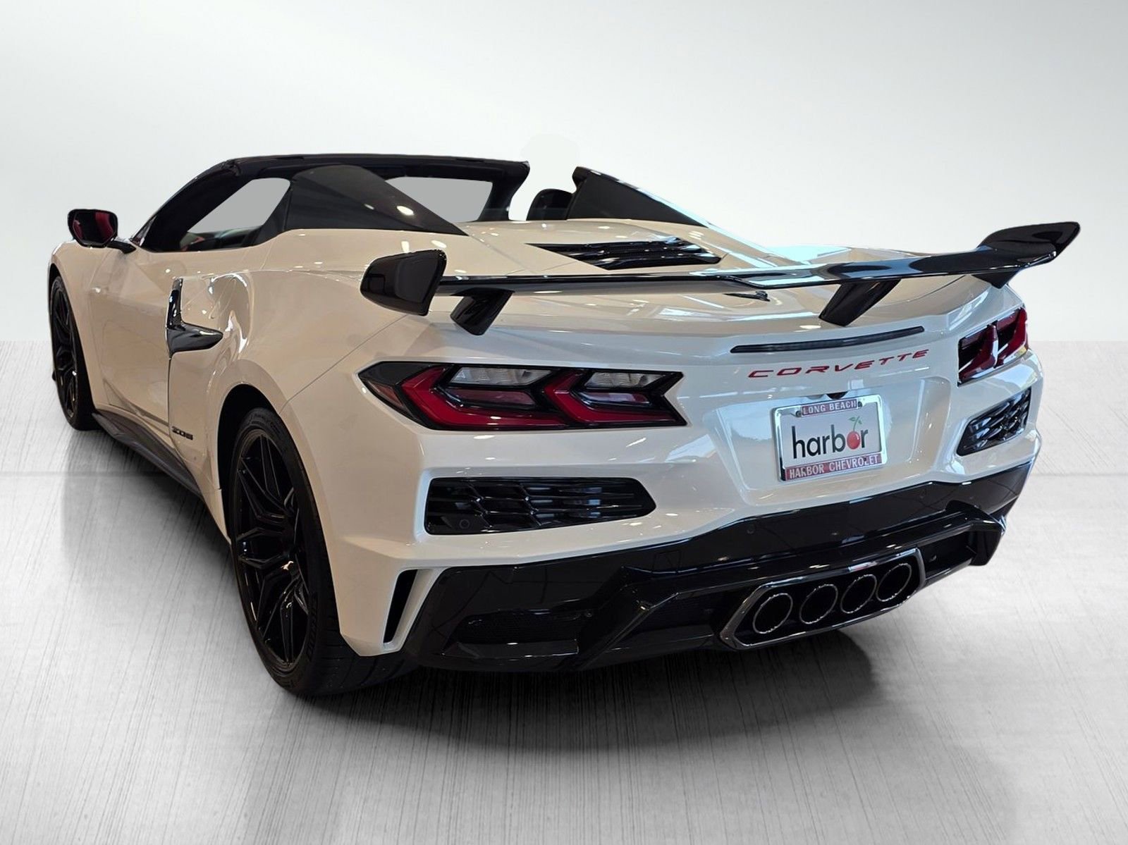 New 2026 Arctic White Chevrolet 2LZ image 5