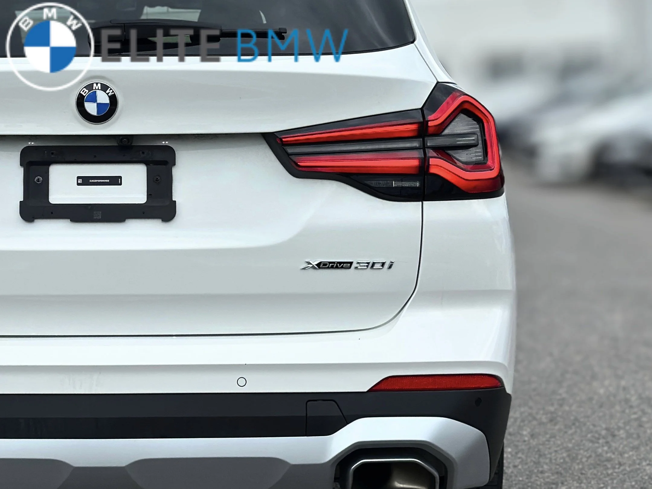 Used 2024 Alpine White BMW XDRIVE30I image 29