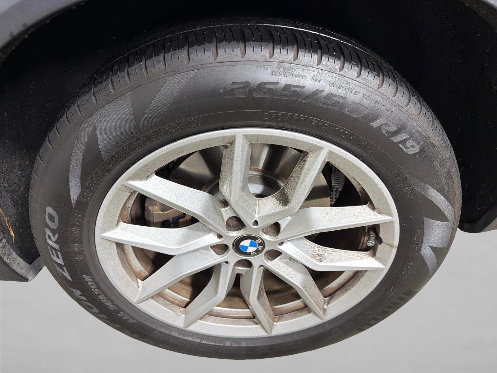 Used 2021 Jet Black BMW sDrive40i image 22