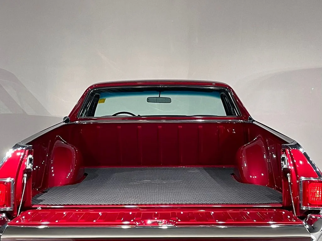 Used 1972 Red Chevrolet  image 38