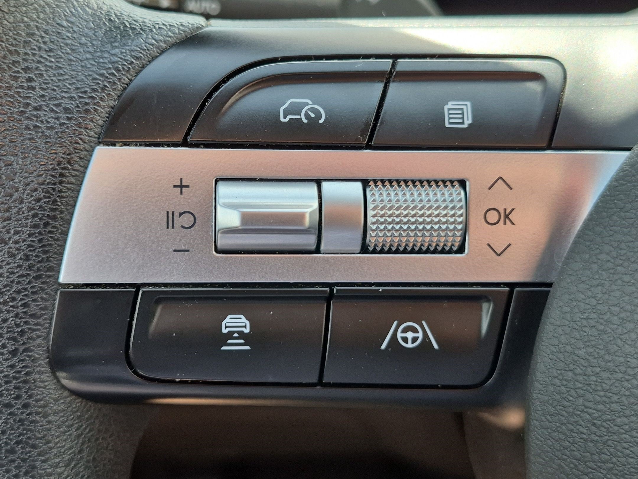 2025 Hyundai Tucson SEL - Photo 17