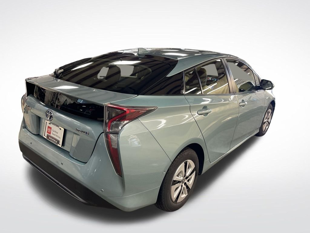 Certified Used 2017 Beige Toyota Three image 5