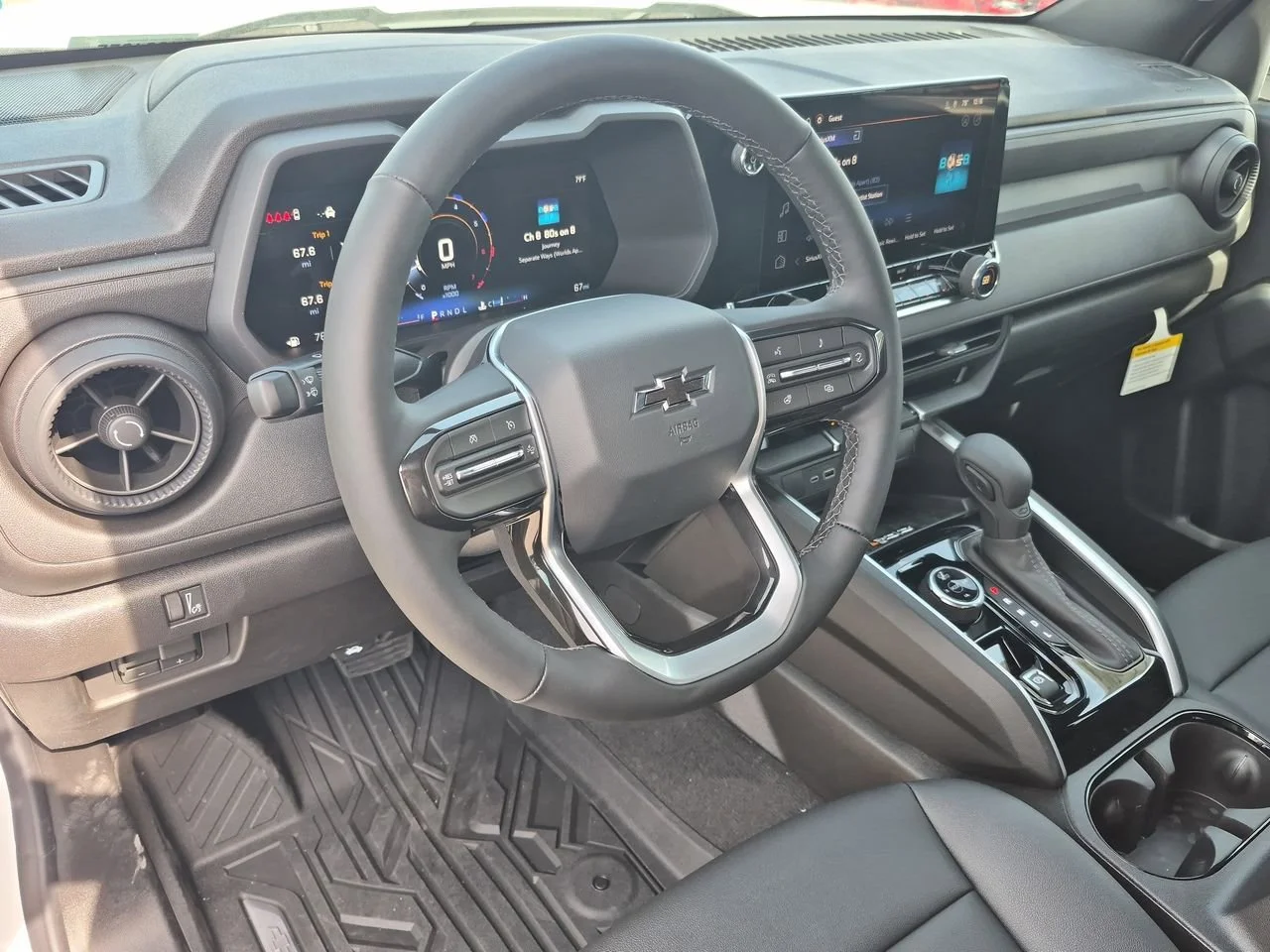 New 2026 Summit White Chevrolet Trail Boss image 10