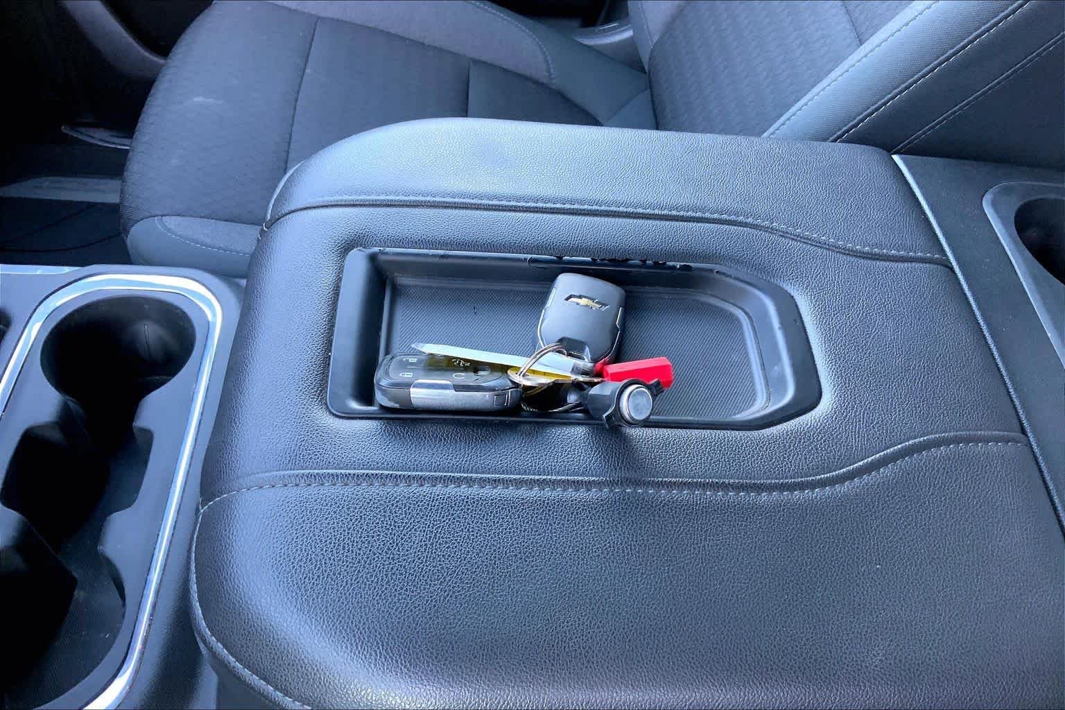 Used 2019 Summit White Chevrolet RST image 12