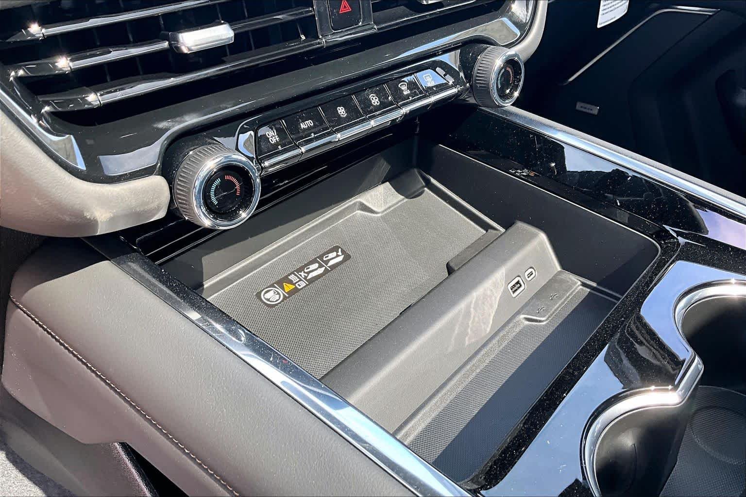 2026 Chevrolet Tahoe High Country - Photo 19