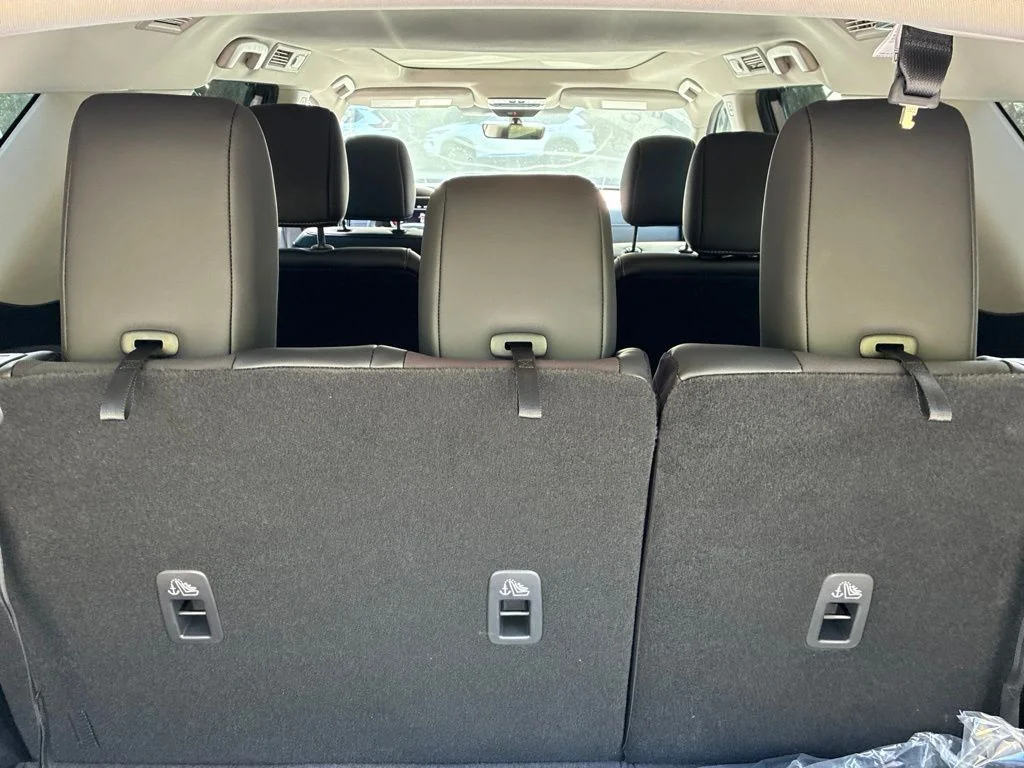 New 2026 Gun Metallic Nissan SL image 31