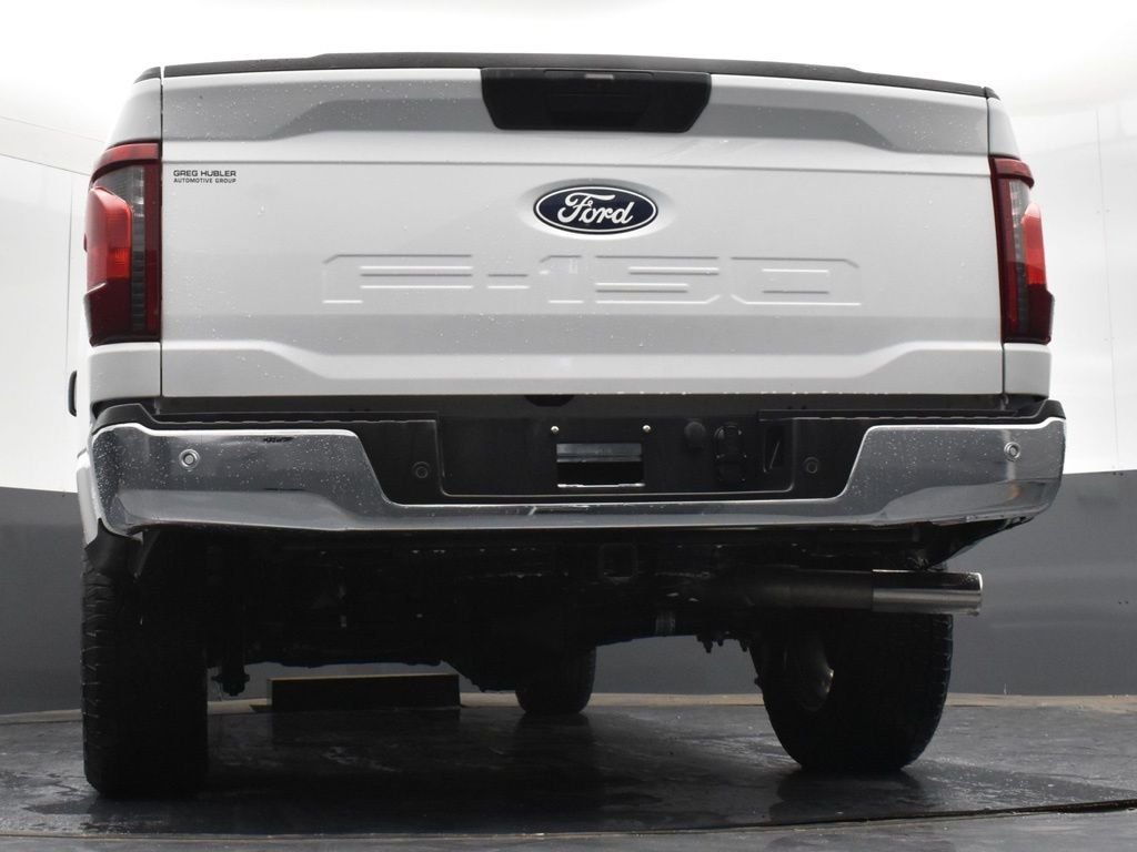 Used 2025 White Ford XLT image 27