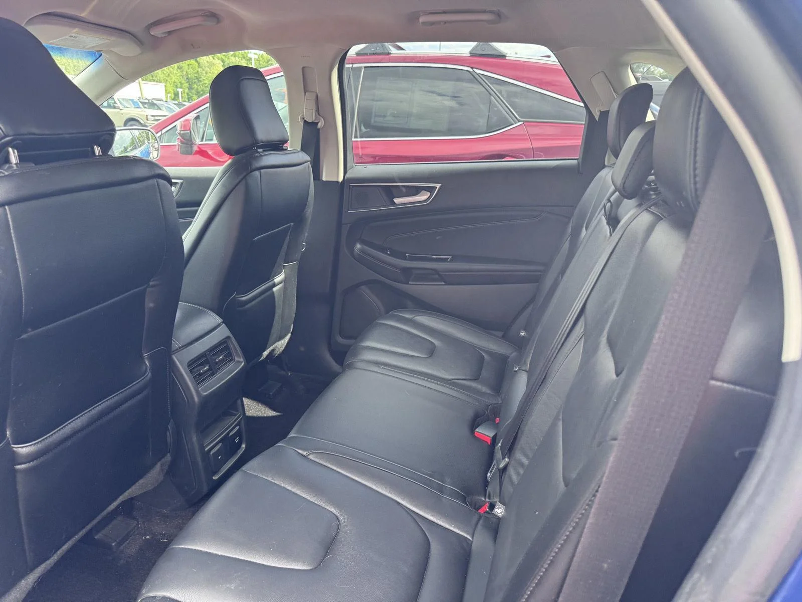 Used 2020 Atlas Blue Ford Titanium image 9
