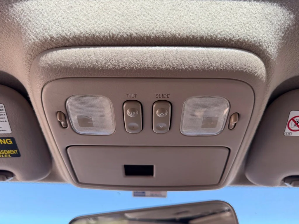 Used 2000 Black Toyota Base image 28
