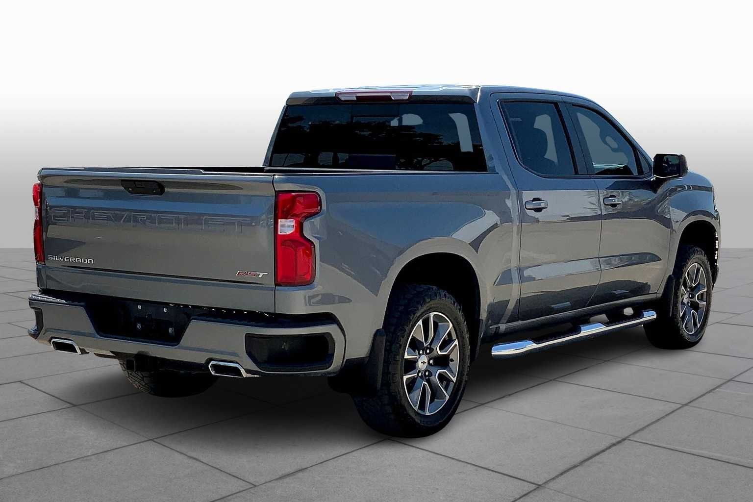 Used 2020 Satin Steel Metallic Chevrolet RST image 13