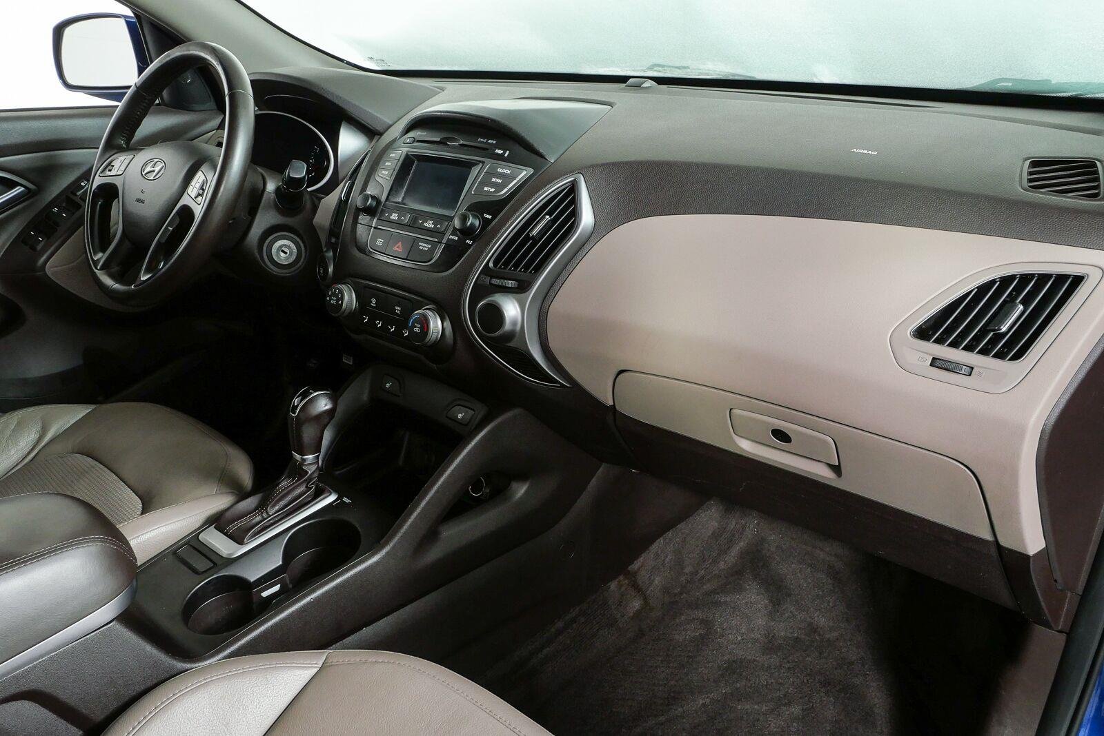 Used 2014 Laguna Blue Metallic Hyundai SE image 20