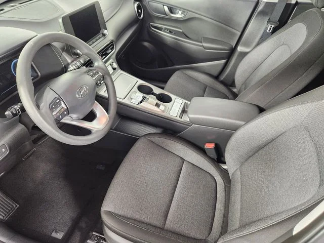 Used 2023 Silver Hyundai SEL image 13