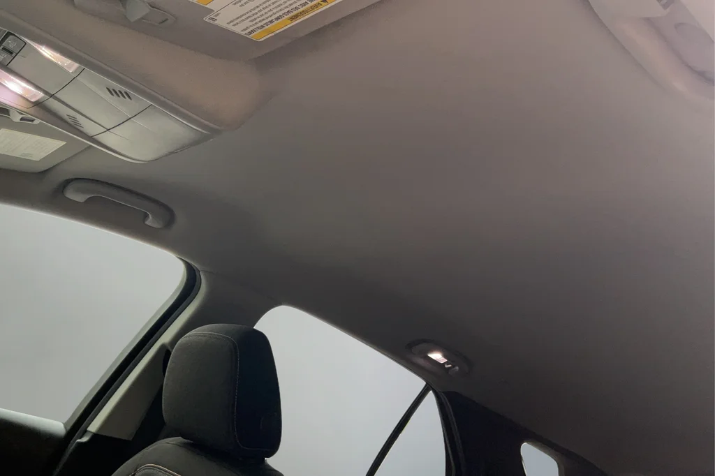 Used 2020 Gray Chevrolet LT image 18