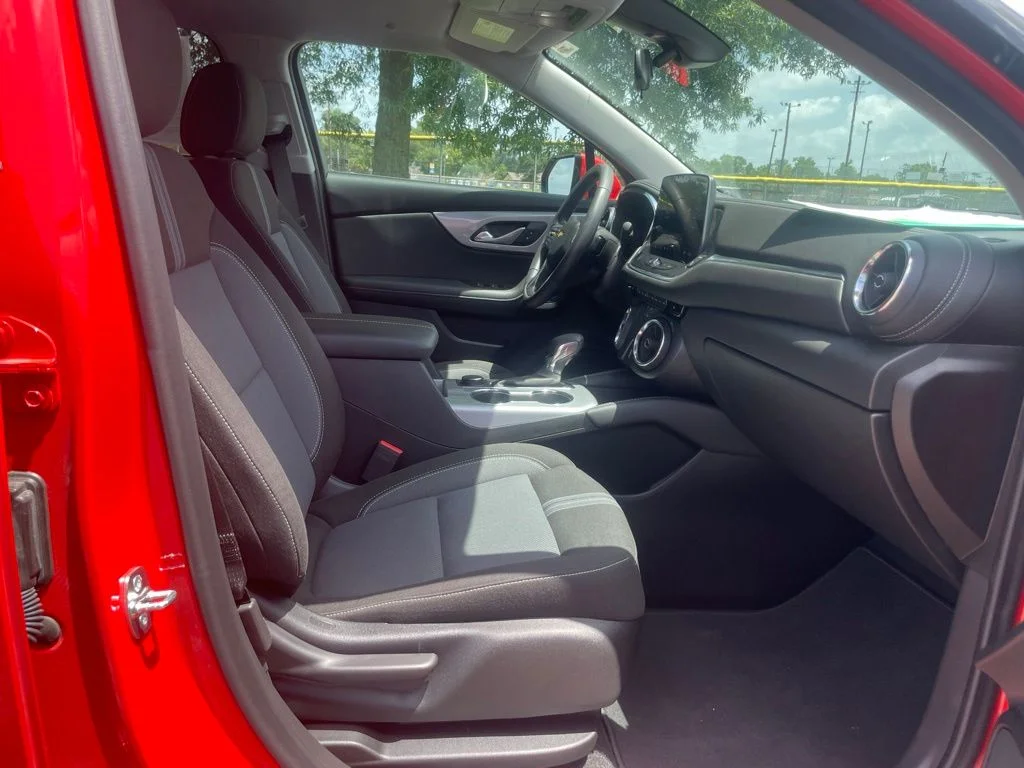 Used 2026 Orange Chevrolet LT image 17