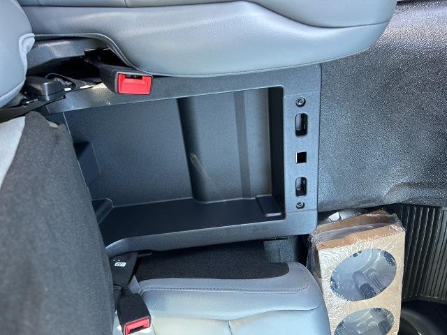 New 2026 Oxford White Ford XL image 75