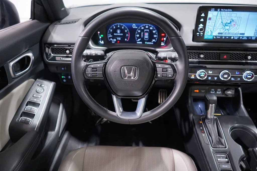 Used 2023 Meteorite Gray Metallic Honda Sport Touring image 10