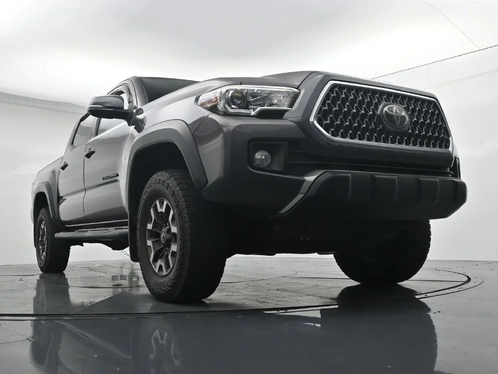 Used 2019 Gray Toyota TRD Off-Road image 17