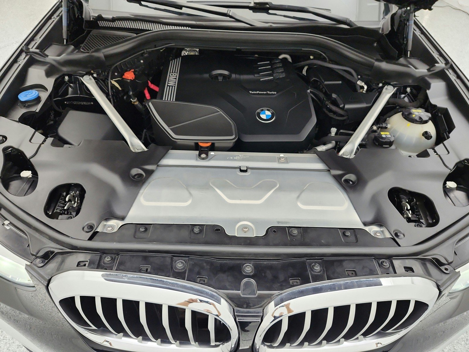 Used 2021 Jet Black BMW sDrive30i Sports Activity Vehicle image 17