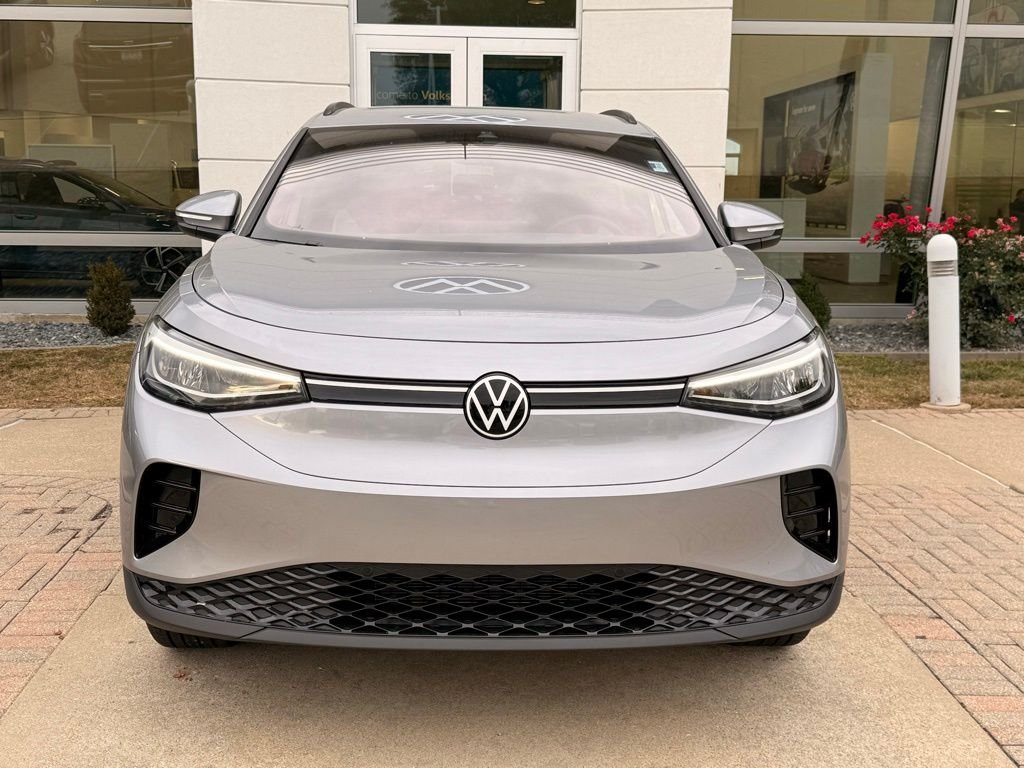 New 2025 Silver Mist Metallic Volkswagen Pro image 3
