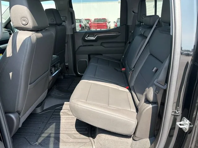 New 2026 Onyx Black GMC SLT image 28
