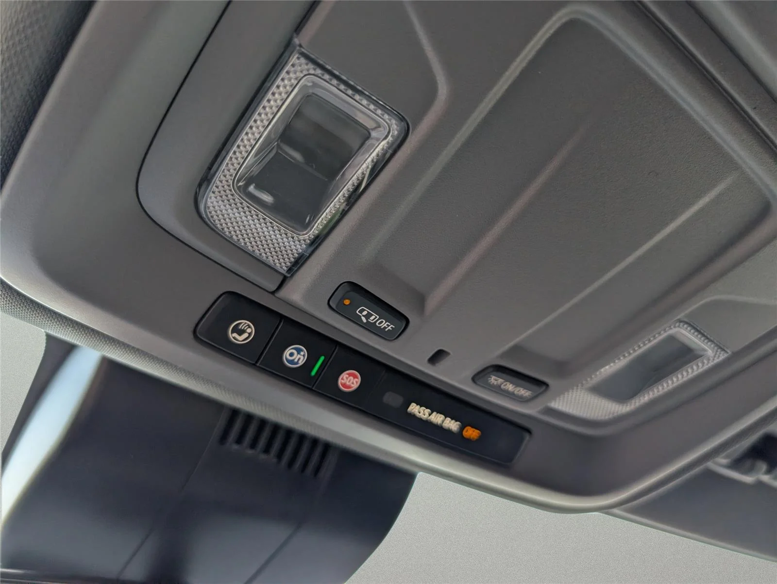 New 2026 Onyx Black GMC Elevation image 30