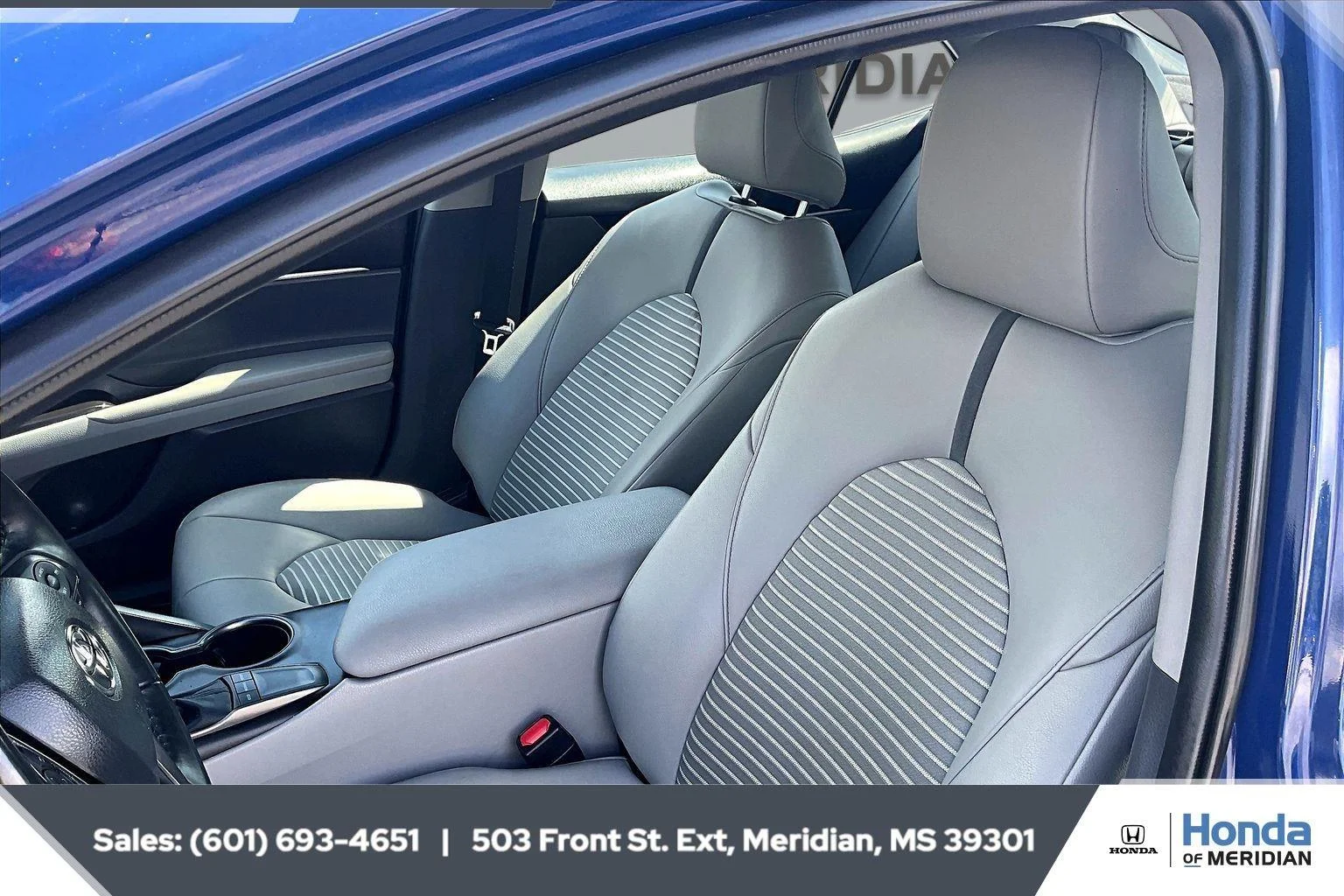Used 2024 Reservoir Blue Toyota SE image 18
