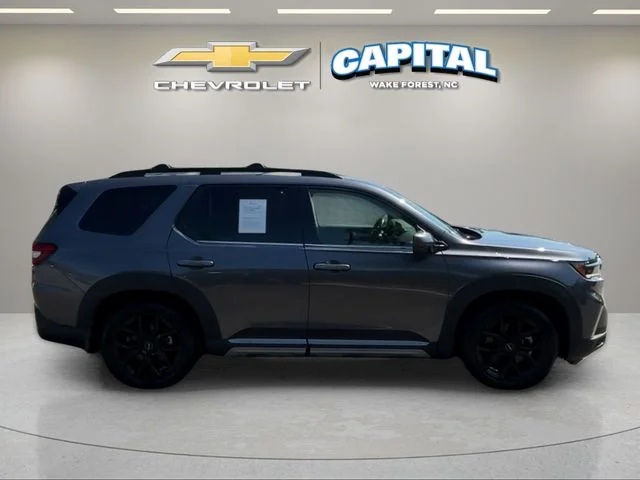 Used 2025  Honda Touring image 6