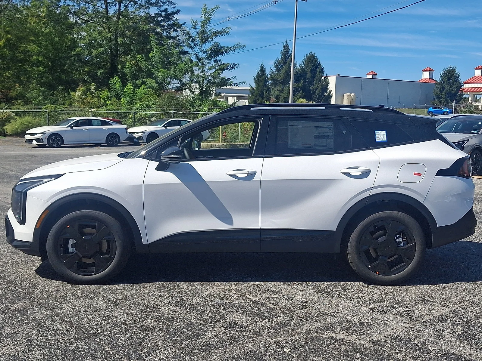 New 2027 White Kia X-Line image 4