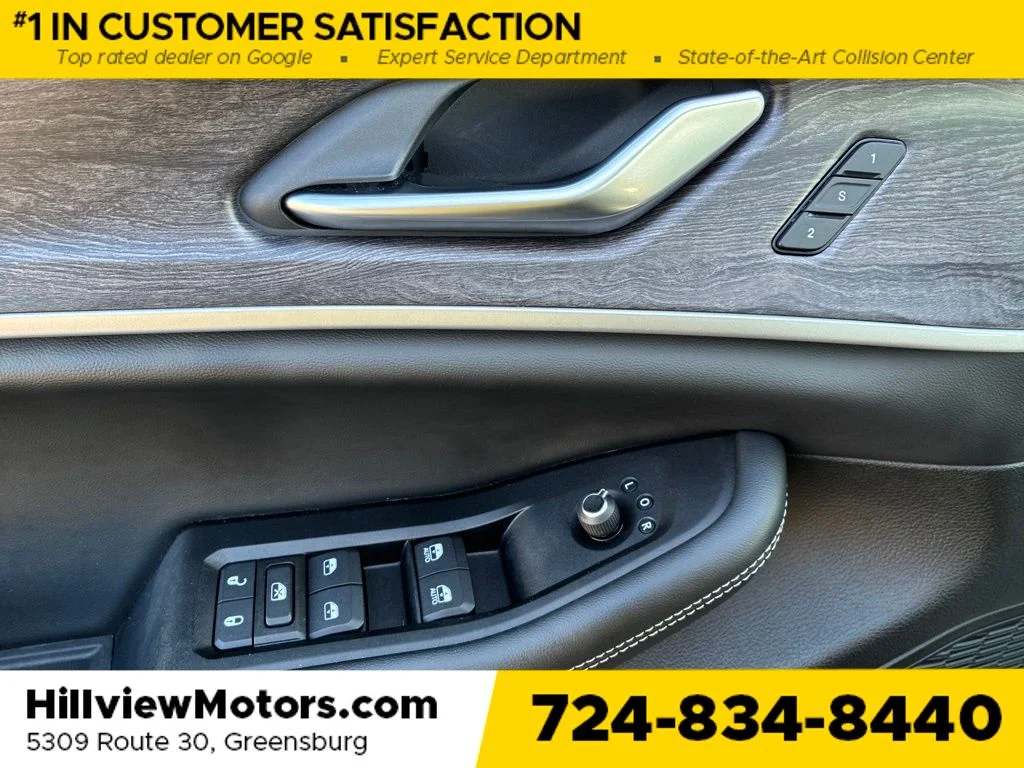 Certified Used 2023 Diamond Black Jeep Limited image 26