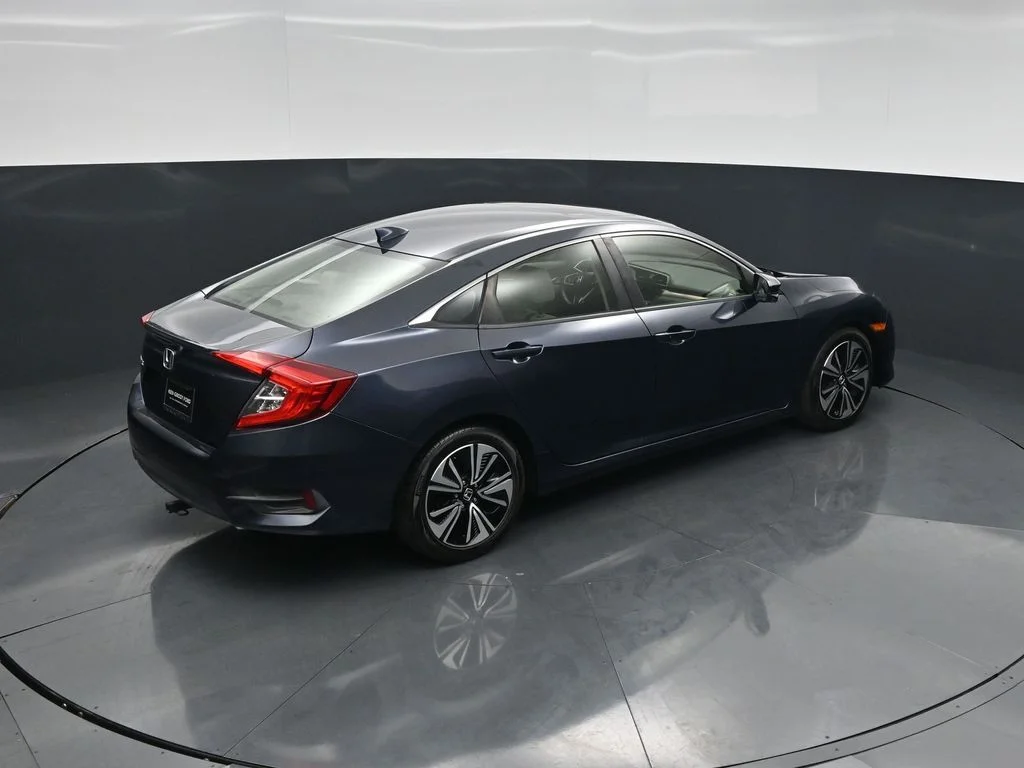 Used 2018 Blue Honda EX-T image 35