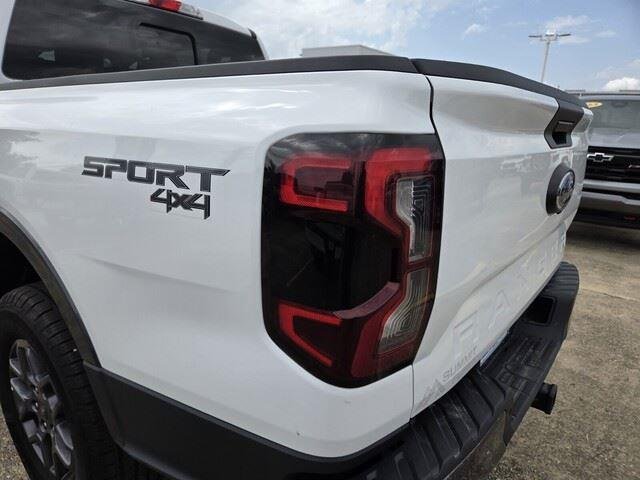 Used 2024 Oxford White Ford XLT image 29