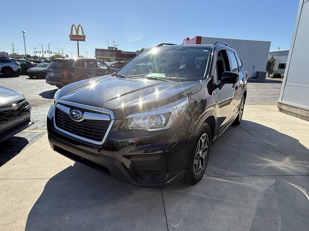 2020 Subaru Forester Premium photo 2