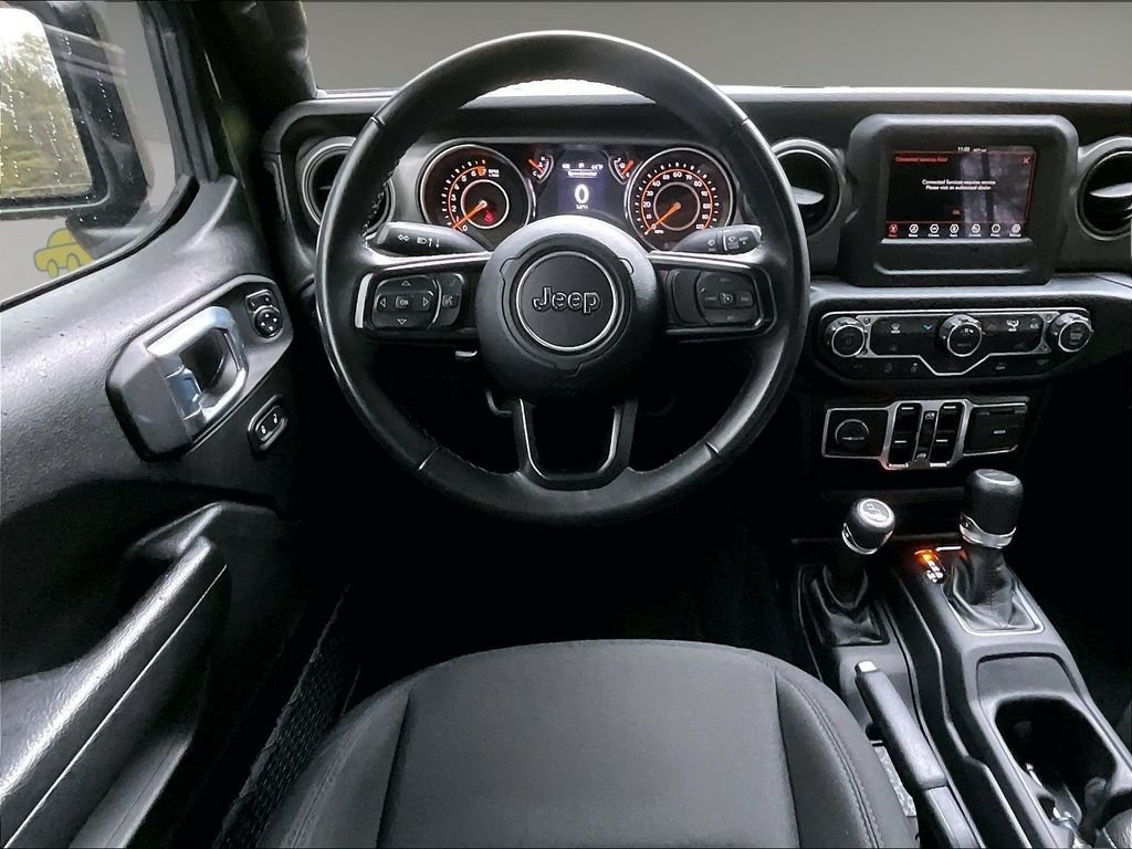 Used 2022 Green Jeep Sport image 19