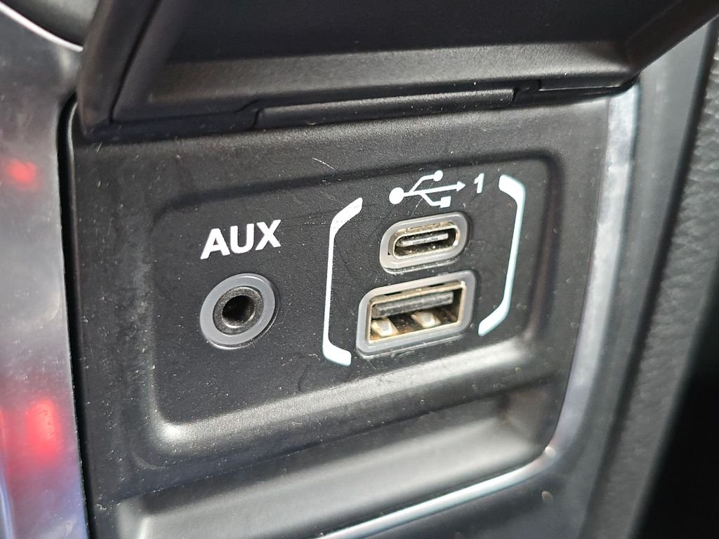 Used 2019 Blue Jeep Unlimited Sahara image 34