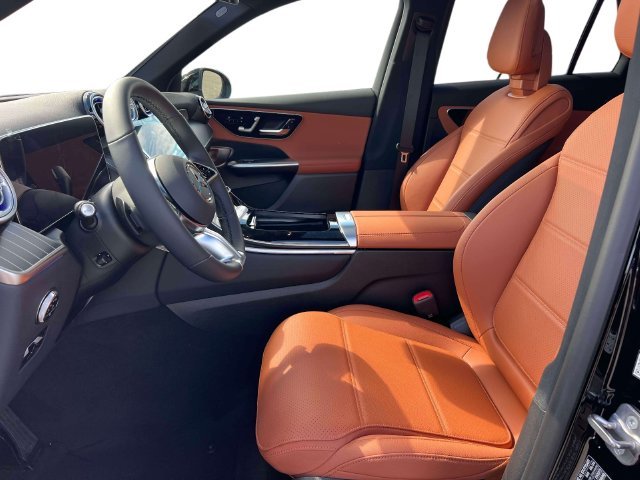 New 2027 Black Mercedes-Benz GLC 300 image 17