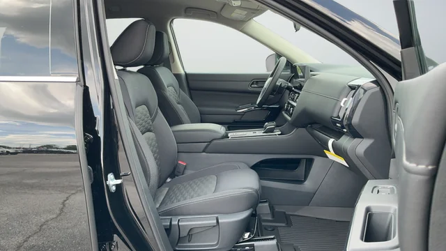 New 2026 Super Black Nissan SV image 22