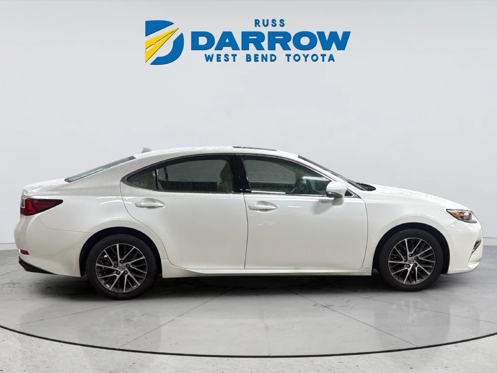 Used 2017 White Lexus 350 image 6
