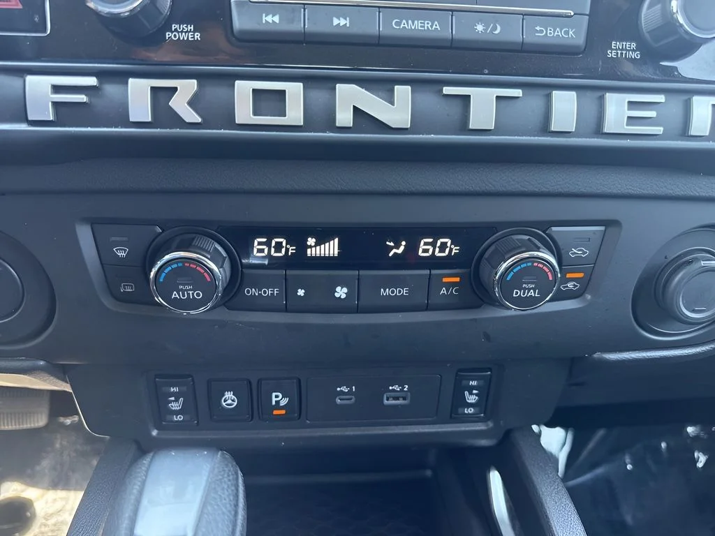Used 2025 White Nissan SV image 18