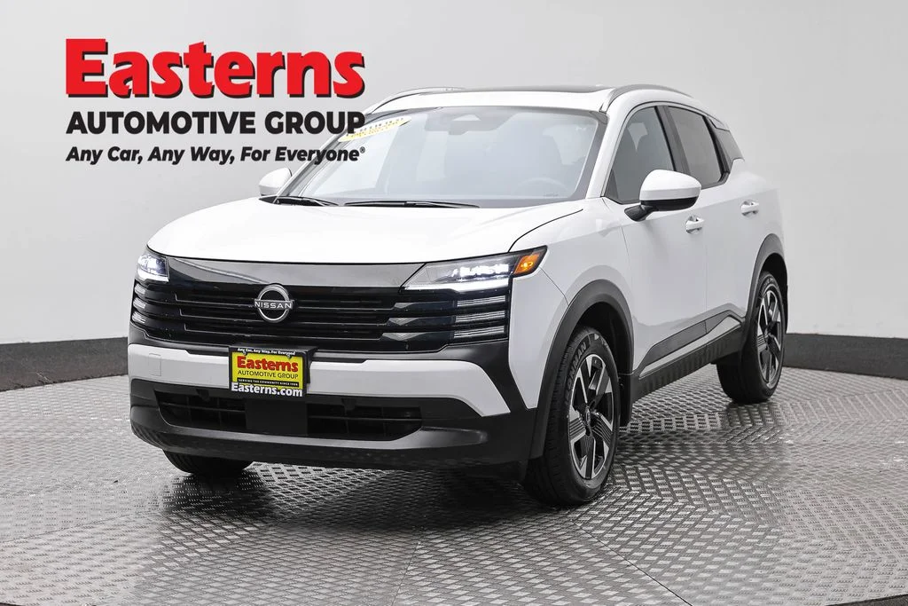 Used 2025 White Nissan SV image 1