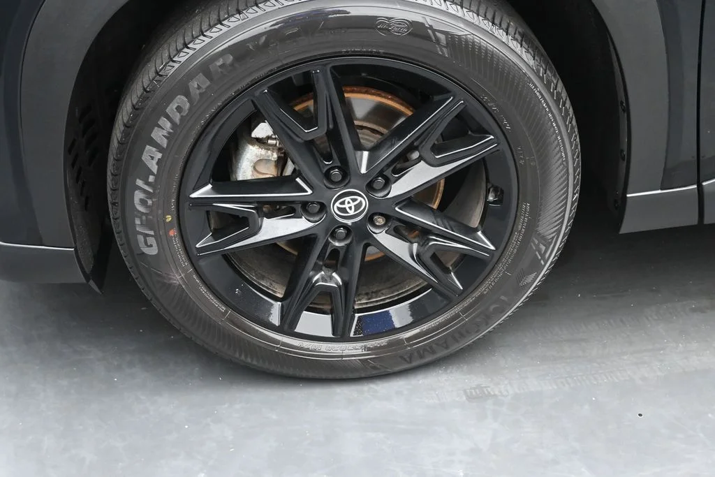 Used 2024 Black Toyota Platinum image 10