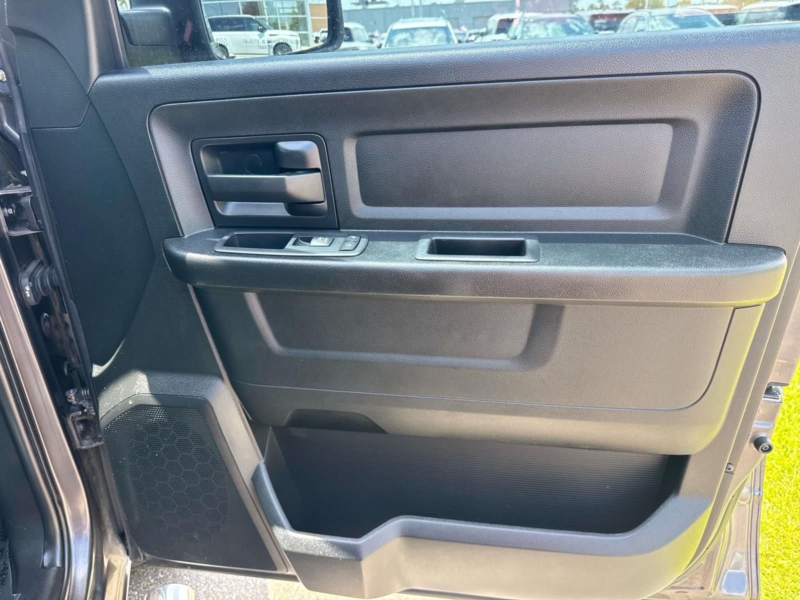 Used 2018 Gray Ram Express image 15